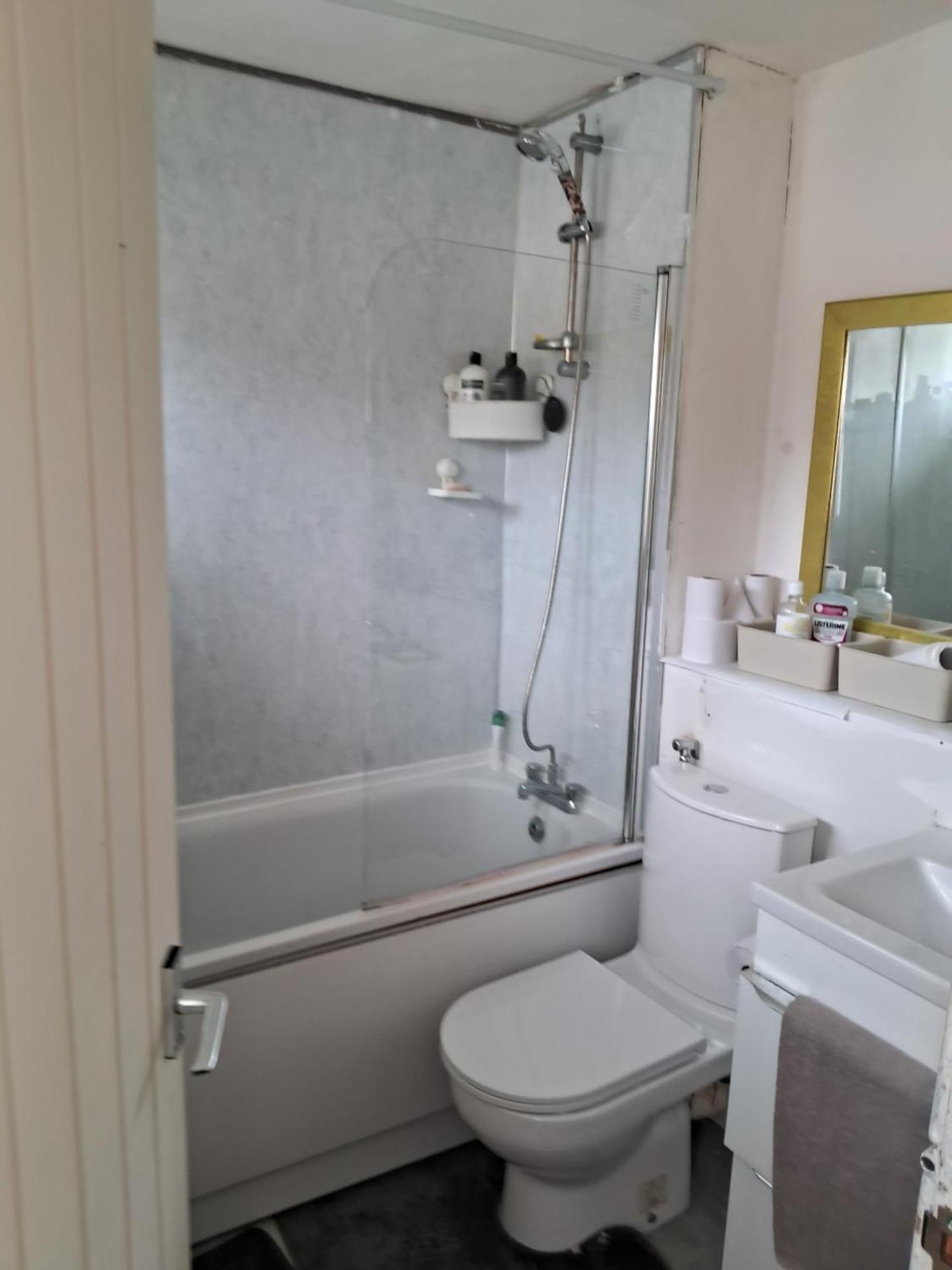 Guest house 4 Mereside Walk